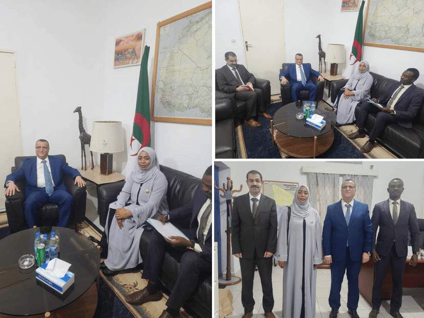 L'ambassadeur d'Algérie au Tchad, M. Faisal Jaouti, a reçu dans son bureau Mme Adhia Omar Abu Bakr, conseillère nationale auprès du Conseil national de transition, première vice-présidente du Conseil national de la jeunesse du Tchad.